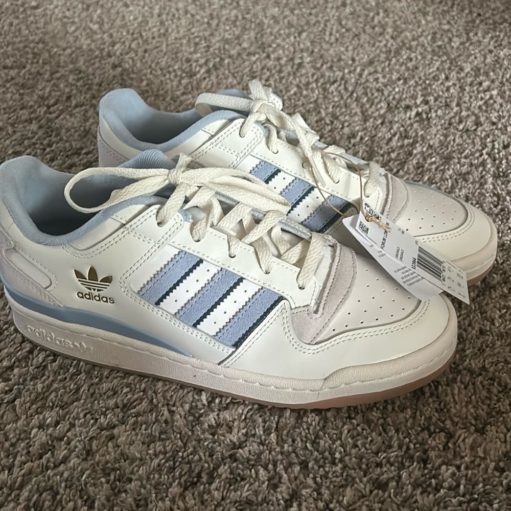 NWT adidas